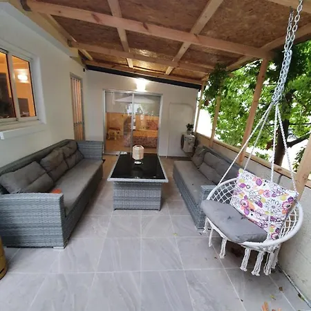 Cozy Near Hospital Holiday home Larnaca